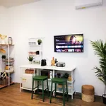 Nice Apartment A Due Passi Dalla Metro